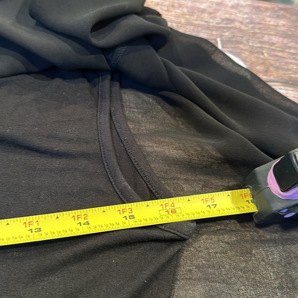 Zara • VTG Black Flow-y Top w/Silver Spikes • Sz M - Picture 15 of 16